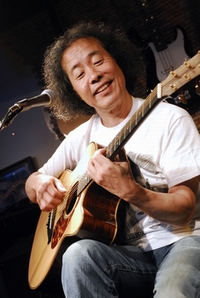 告井　延隆（つげい　のぶたか）